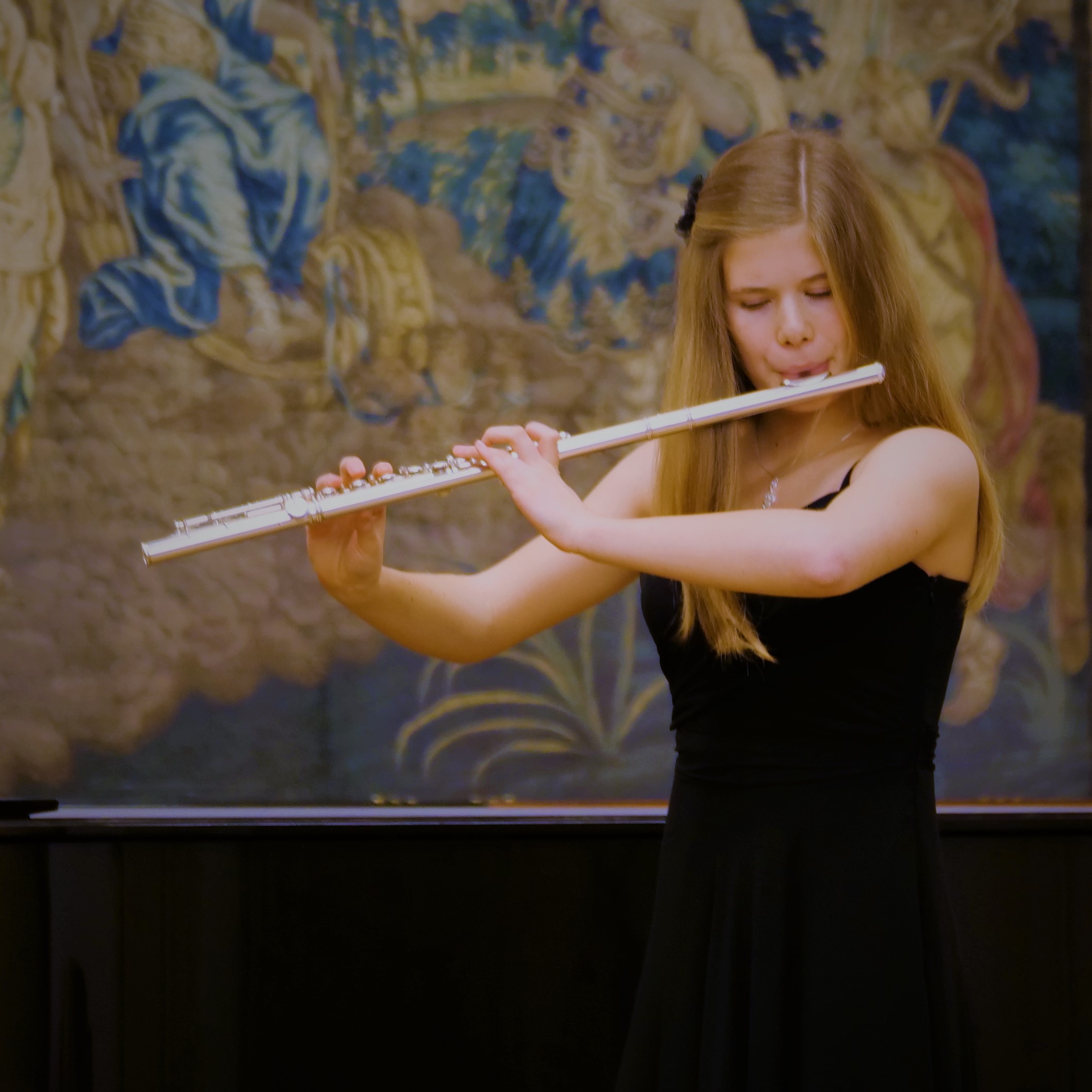 Iris, 15 Jahre, im Preistr&auml;ger-Konzert &sbquo;Jugend musiziert&lsquo; 2018